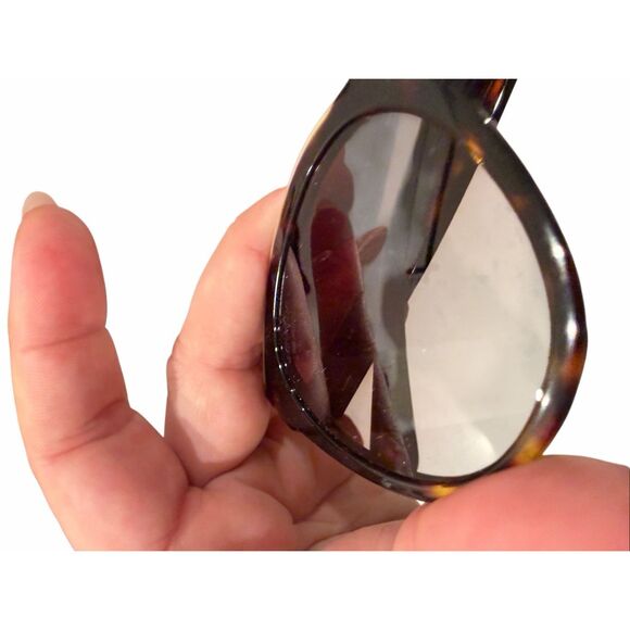 Chanel Sunglasses - Picture 4 of 5